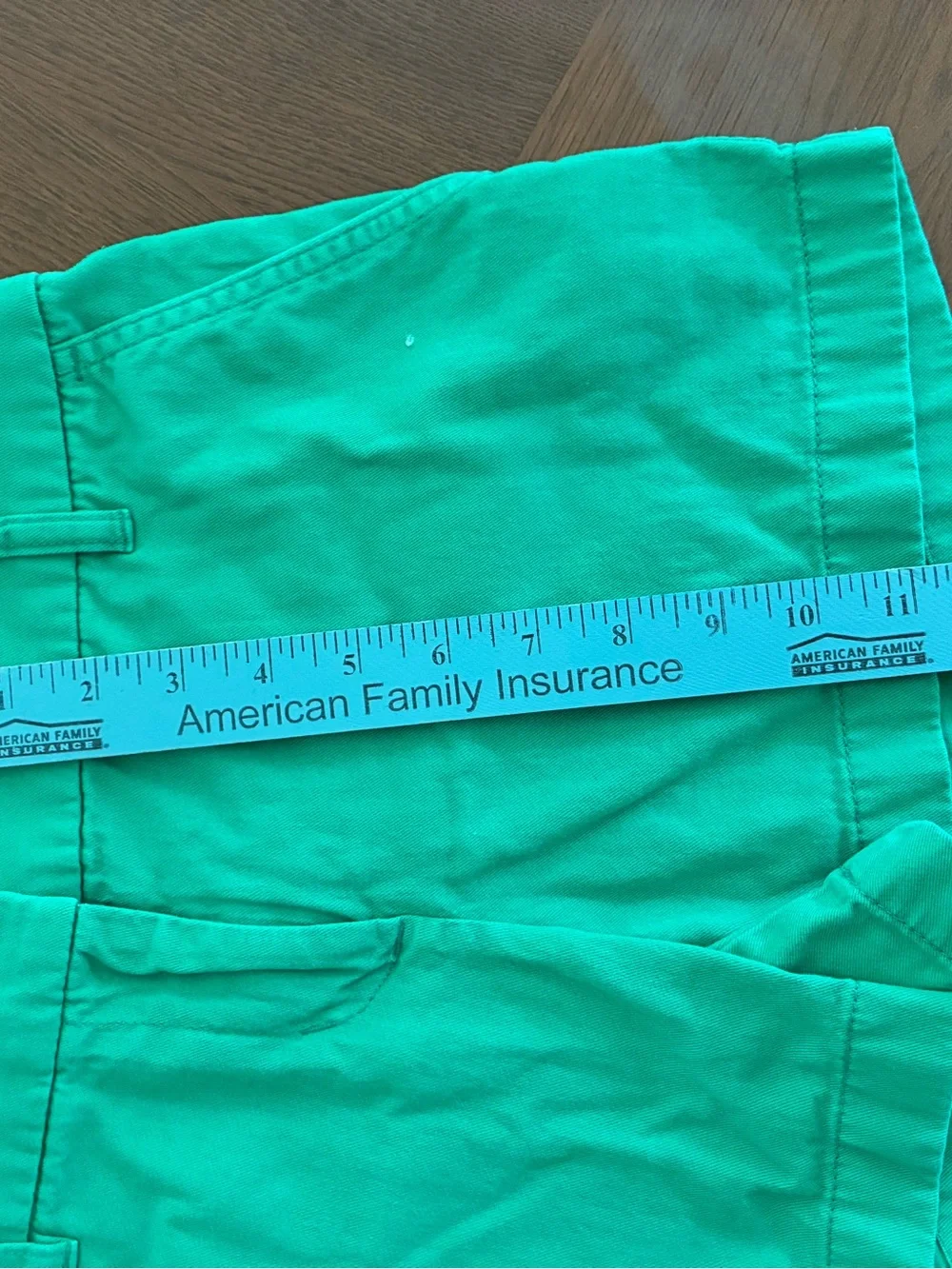 J Crew size 2 Green Women's Cotton Shorts - Classic Summer Style